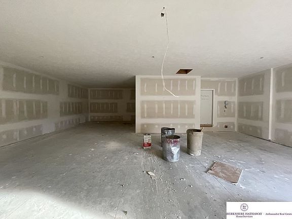 3rd image of 2557 N 187th Ave
