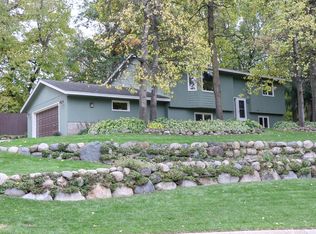 6221 Deerwood Dr, Mound, MN 55364