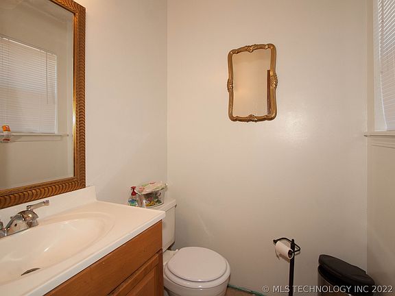 5th image of 793 E 143rd St
