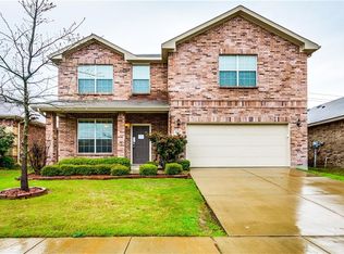 10517 Rising Knoll Ln, Fort Worth, TX 76131