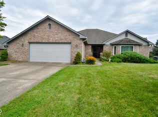 7671 Wigmaker Ct, Plainfield, IN 46168