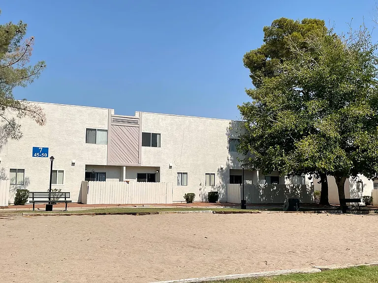Virginia Apartments