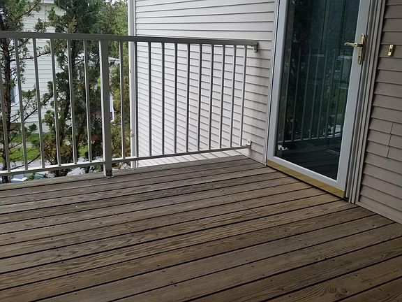 3rd image of 25 S Market St APT 10