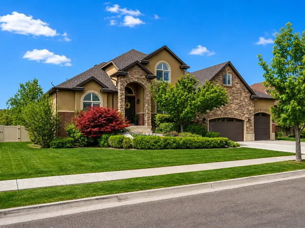 1335 W 3100 N, Pleasant View, UT 84414