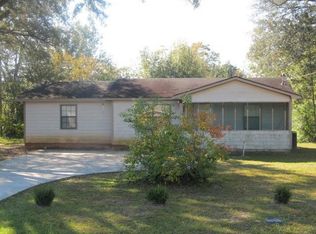 804 E Azalea Ave, Foley, AL 36535