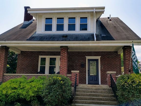 2nd image of 37 Maplewood Dr