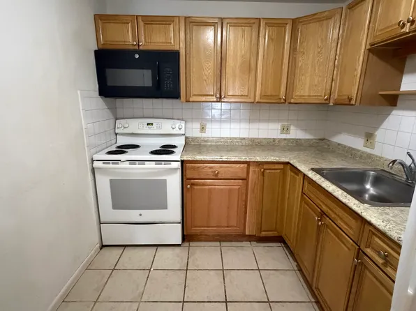 (undisclosed Address), Chelsea, MA 02150