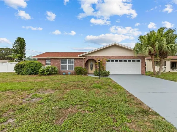 326 Circle Dr, Palm Harbor, FL 34683