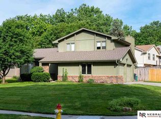 5606 Borman Ave, Omaha, NE 68137