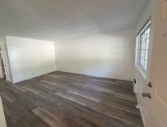 3rd image of 172 Columbia Way #K