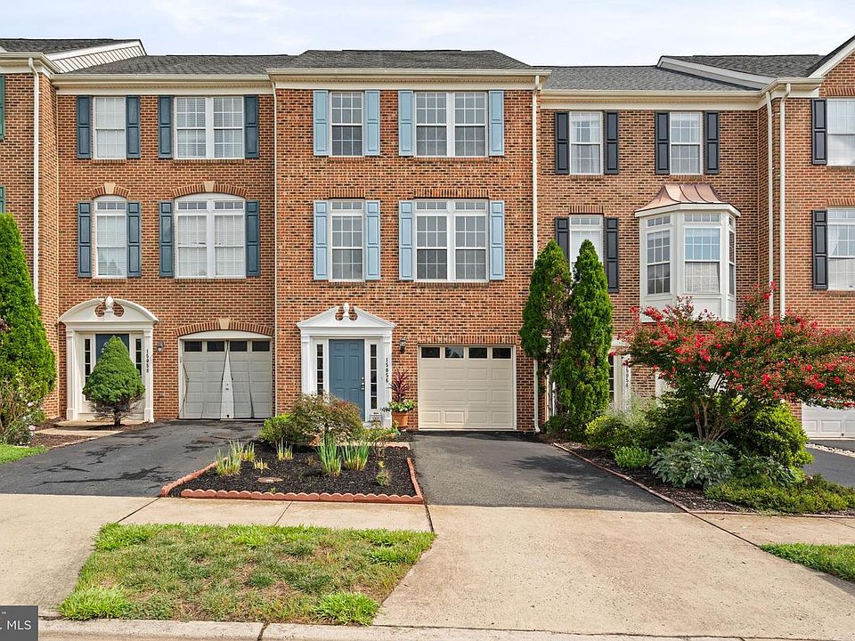 1st image of 15056 Danehurst Cir