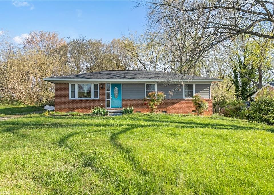 1st image of 7 Armhurst Ct