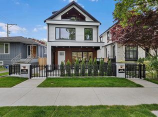 182 Ontario Pl #1, Vancouver, BC V5W1S2