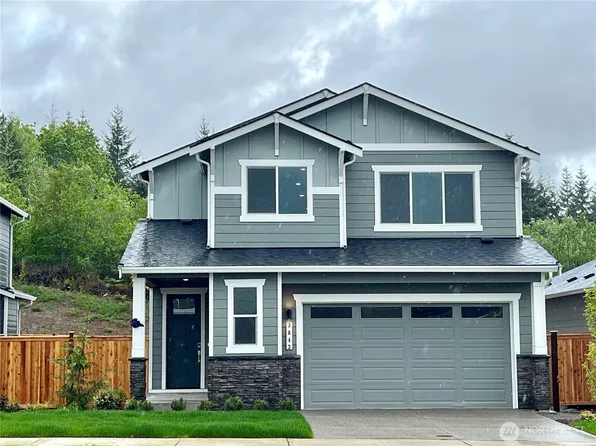 3843 McCormick Village Drive, Bremerton, WA 98312