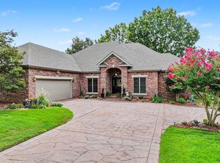 200 Gardens Gate Cir, Hot Springs, AR 71913