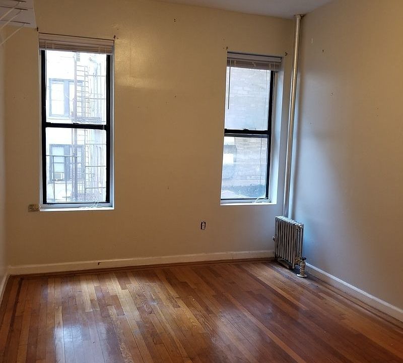 2nd image of 50 Lincoln Rd APT 6J