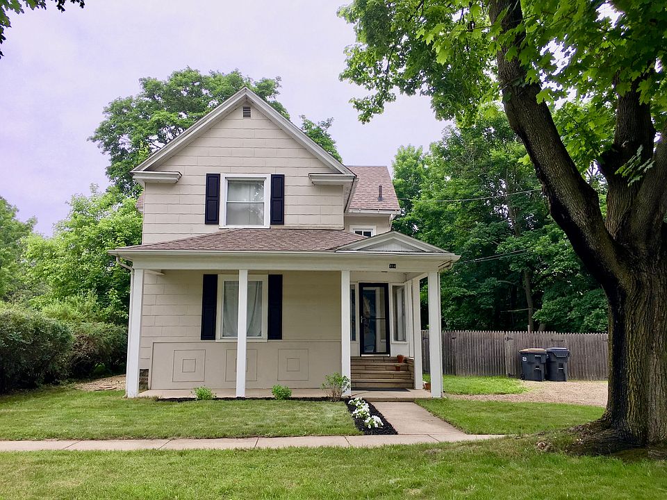 1st image of 414 W Prairie St