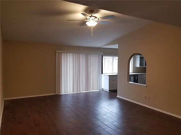 5th image of 3514 Elm Dr