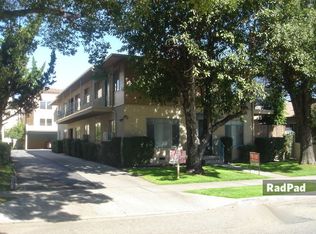 10625 Whipple St, North Hollywood, CA 91602
