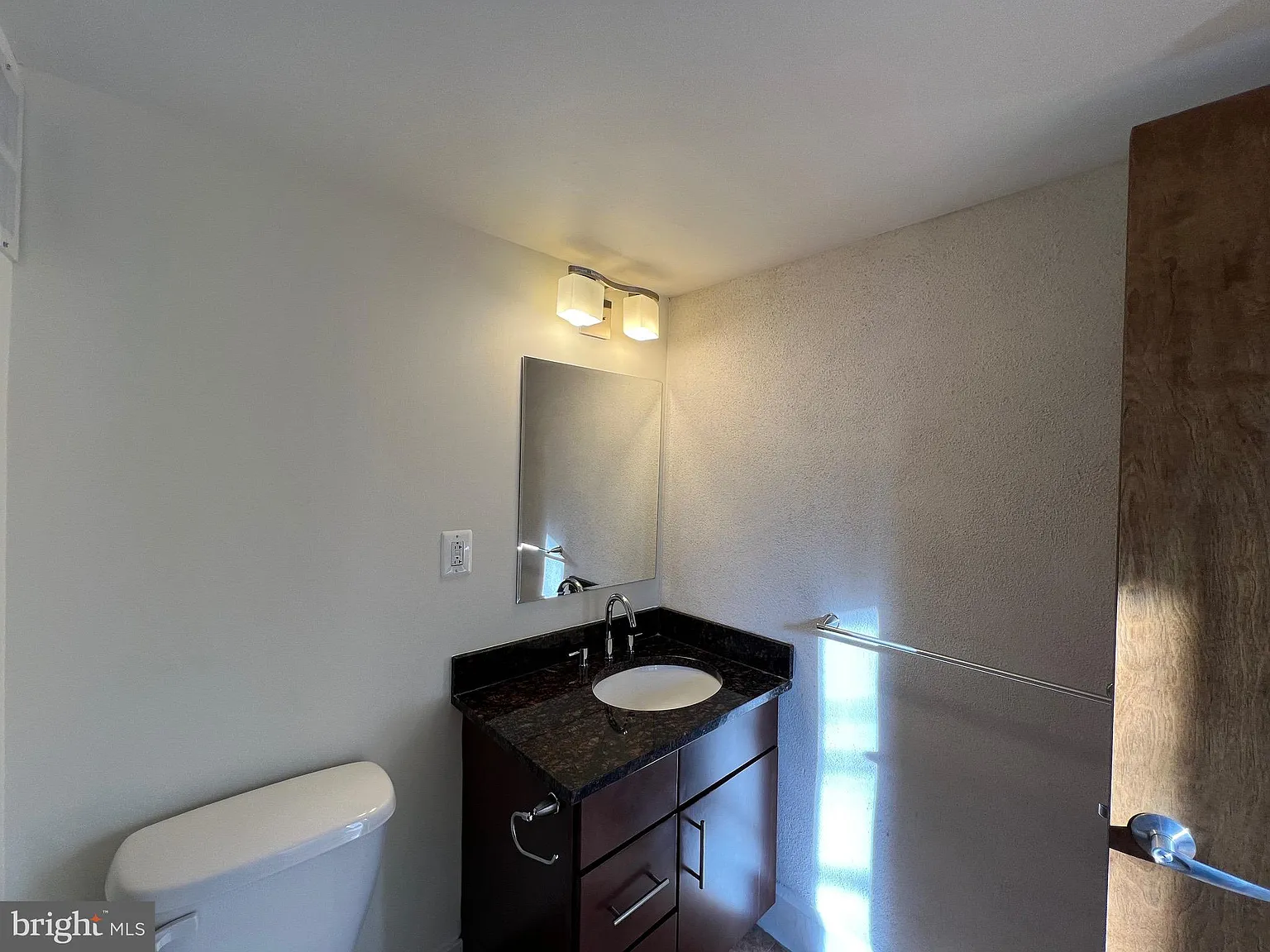 1 bed, 617 sqft, $2,000 — Photo 3