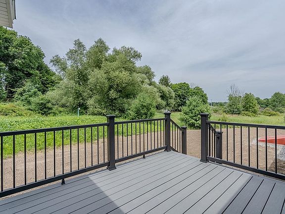 3rd image of 320 Knox Marsh Road