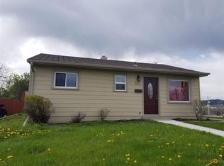 103 E Anamosa St, Rapid City, SD 57701