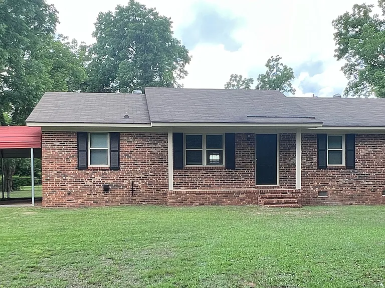 2845 Leary Rd — Photo 3