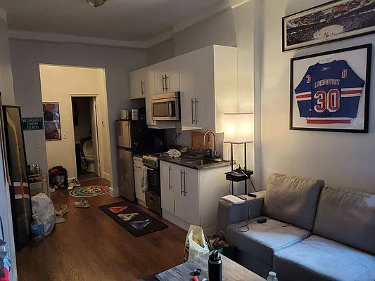 Rented by Corcoran | media 8