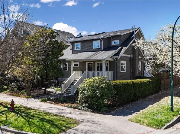2301 Stephens St, Vancouver, BC V6K 3W7