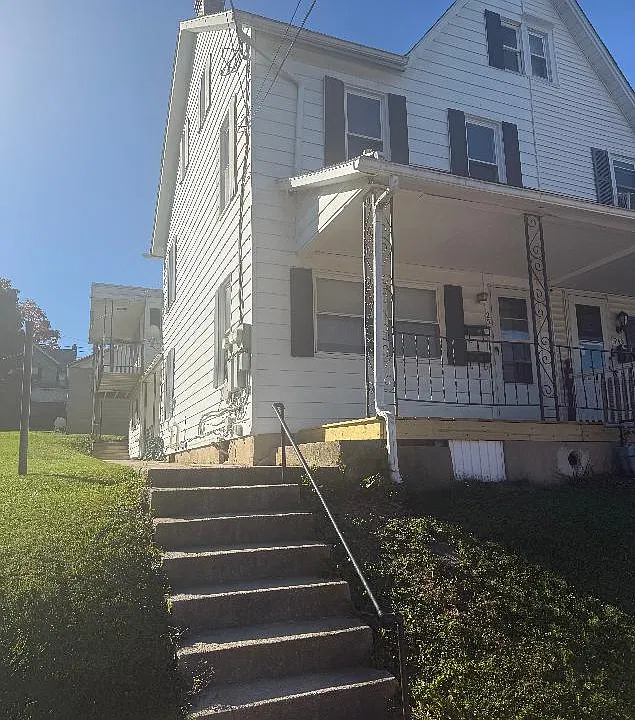 250 S Front 1 #1ST FLOOR