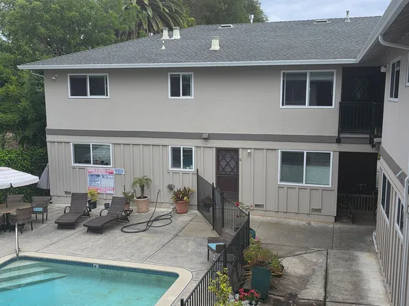 850 Coleman Ave APT 14, Menlo Park, CA 94025