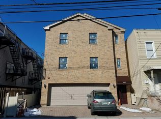 4005 Palisade Ave #1, Union City, NJ 07087