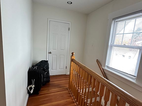 2nd image of 97 Devoe Ave #I