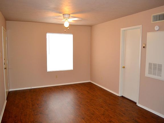 3rd image of 2408 Jaguar Dr #A