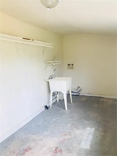 7860 Chancellor Rd — Photo 22