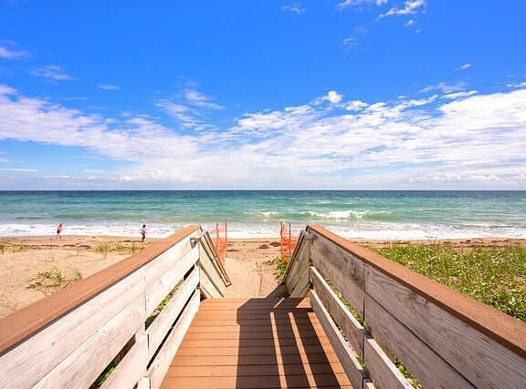 3rd image of 9550 S Ocean Dr APT 608