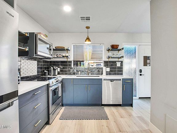 3rd image of 4701 N 68th St Unit 141