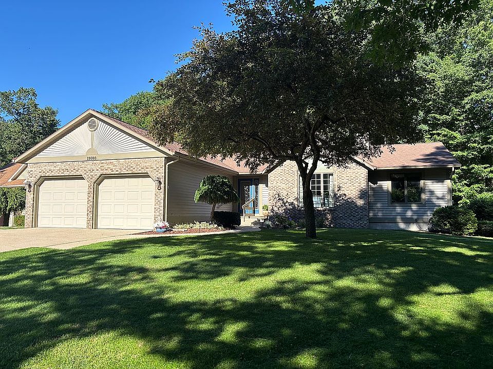 1st image of 19000 Walden Dr