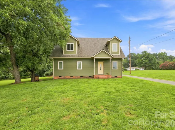423 Moose Club Rd, Statesville, NC 28677