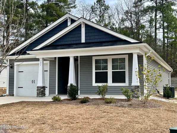 751 Conductor Court, Vass, NC 28394