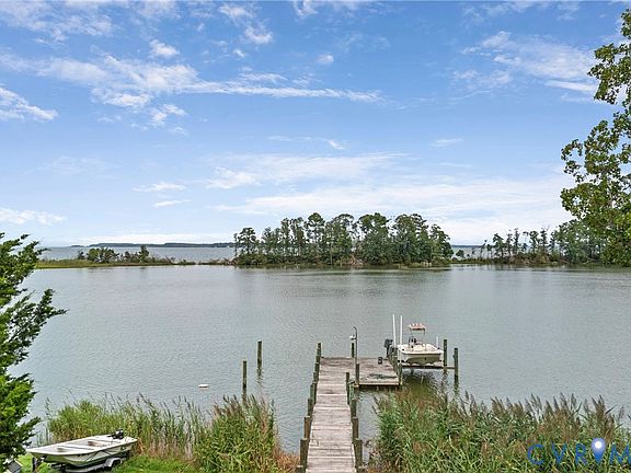 4th image of 71 Egret Point Dr