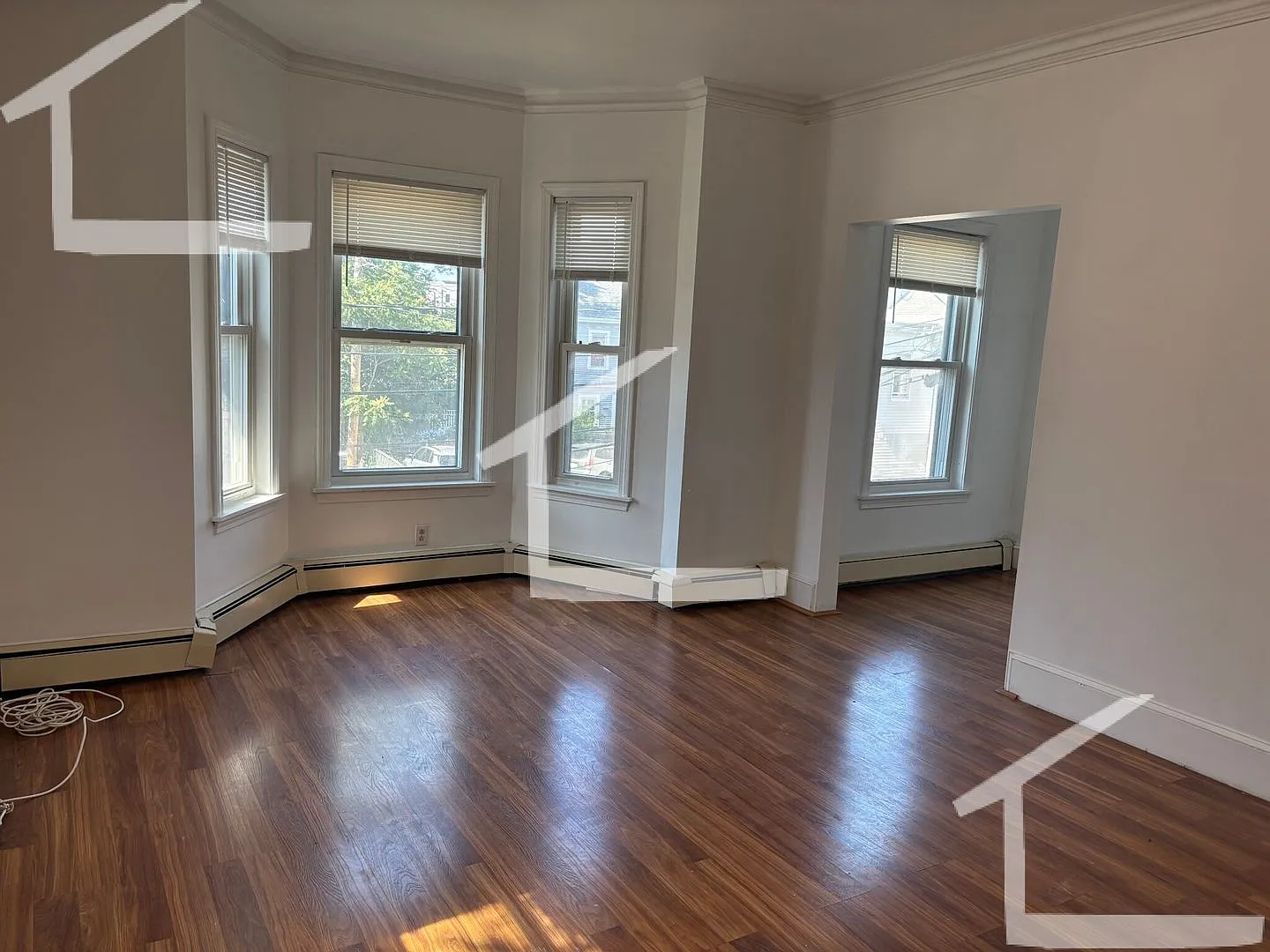 Unique Brighton 4 Bed. For YoU 9/1/26 — Photo 4