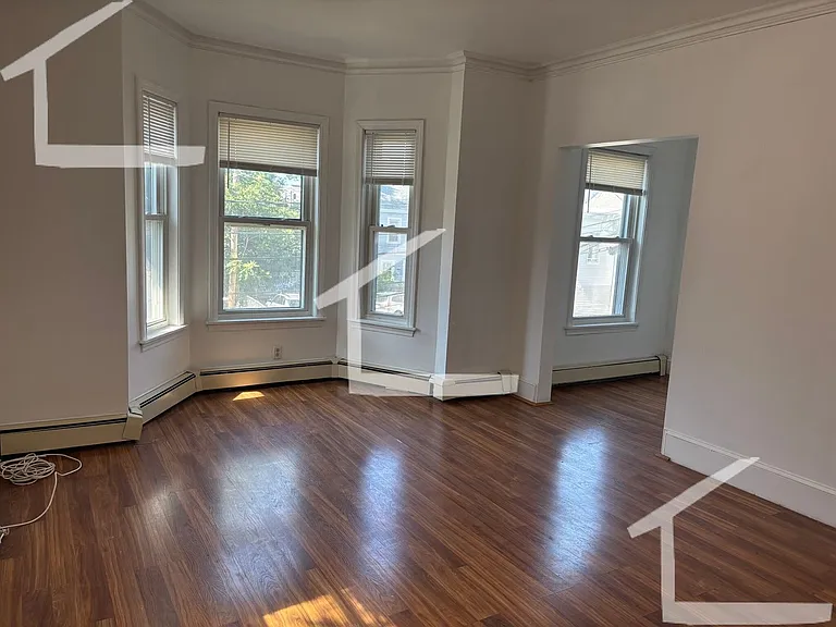 24 Armington St #2 — Photo 3