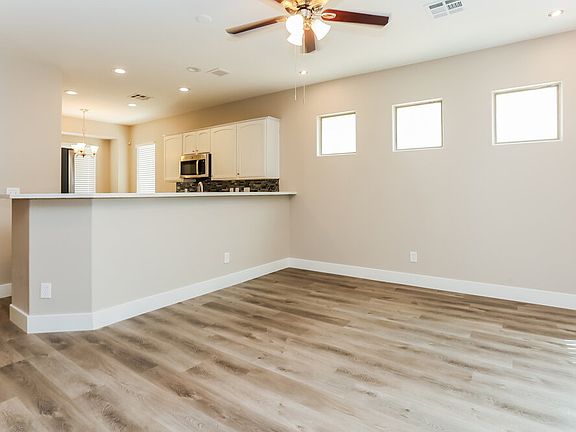 5th image of 605 W Coastal Dreams Ave