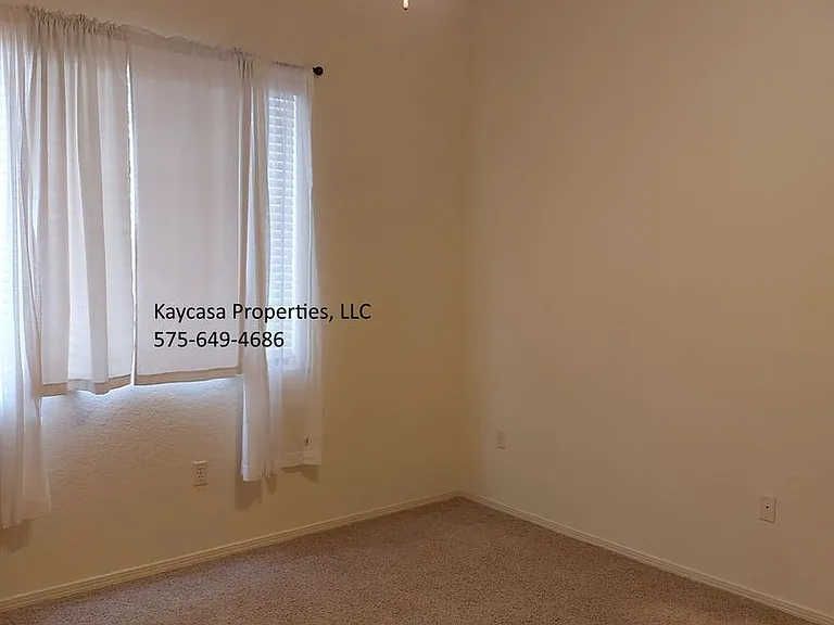 2417 Cortina Mnr — Photo 14