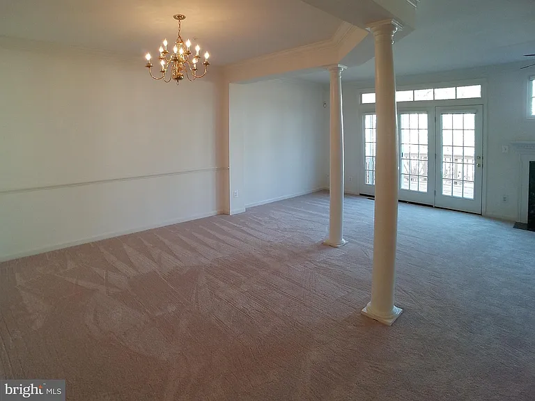 1781 Dawson St — Photo 3