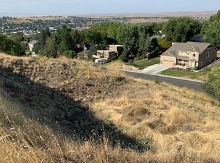 708 N Main St, Pendleton, OR 97801