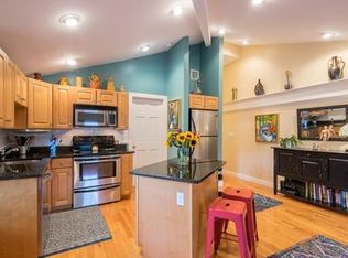 266 Essex St UNIT 5, Salem, MA 01970