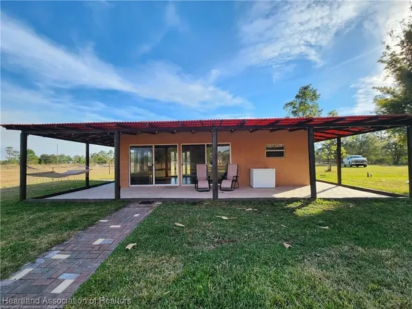 32 Russell Ct, Venus, FL 33960