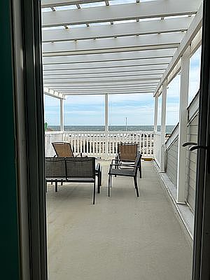 3rd image of 7309 Spinnaker Dr #2